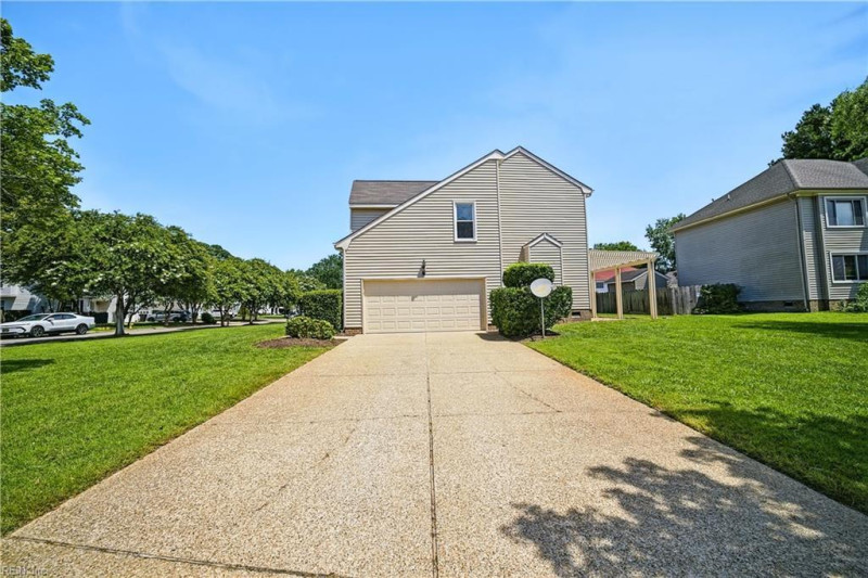 Photo 43 of 50 residential for sale in Virginia Beach virginia Photo 43 of 50 residential for sale in Virginia Beach virginia