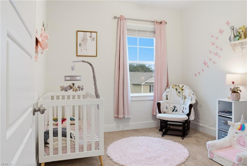 Photo 18 of 26 residential for sale in Norfolk virginia
