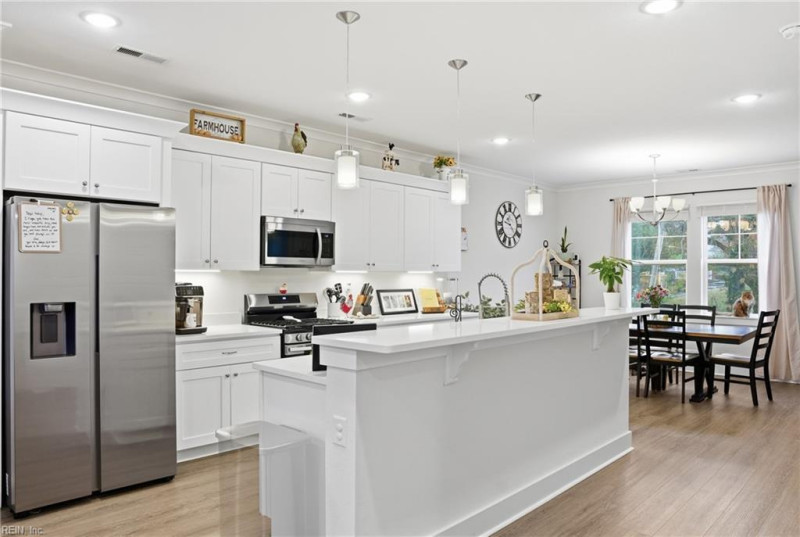 Photo 2 of 26 residential for sale in Norfolk virginia