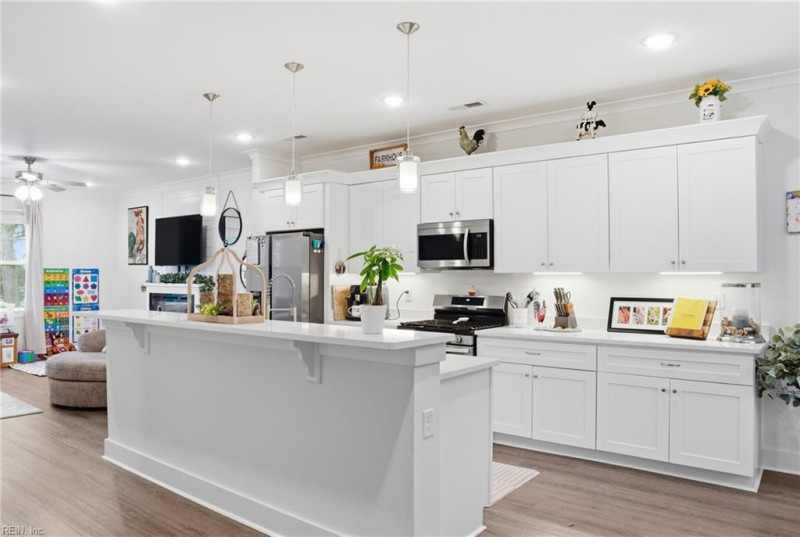 Photo 3 of 26 residential for sale in Norfolk virginia