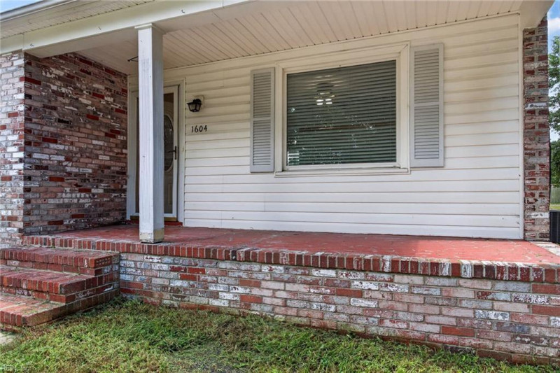 Photo 3 of 30 residential for sale in Suffolk virginia Photo 3 of 30 residential for sale in Suffolk virginia