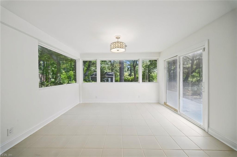 Photo 15 of 48 residential for sale in Norfolk virginia