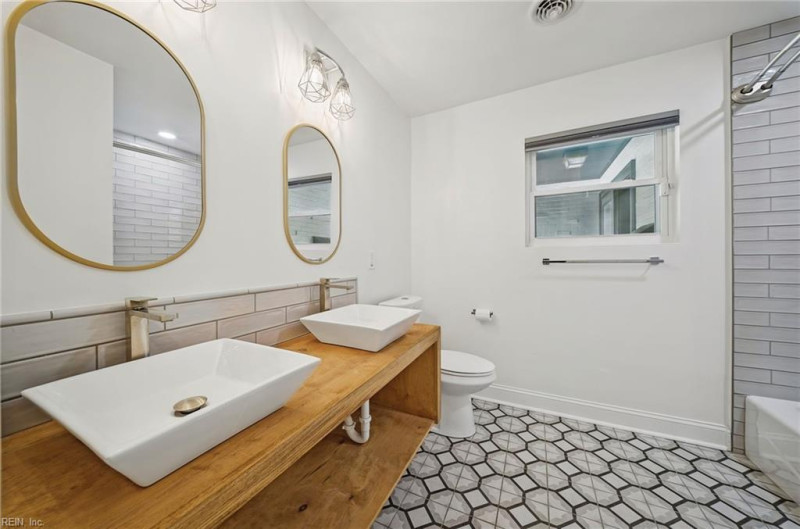 Photo 26 of 48 residential for sale in Norfolk virginia