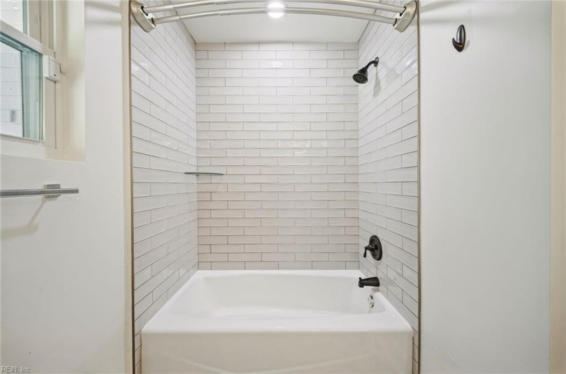 Photo 27 of 48 residential for sale in Norfolk virginia