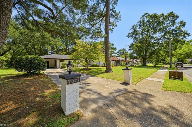 Photo 3 of 48 residential for sale in Norfolk virginia