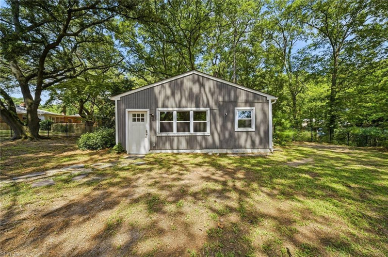 Photo 32 of 48 residential for sale in Norfolk virginia