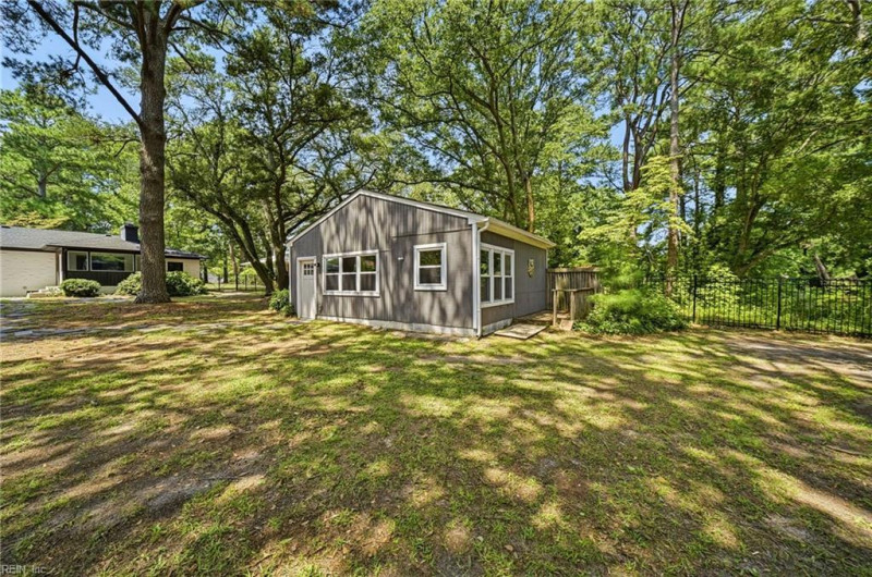 Photo 33 of 48 residential for sale in Norfolk virginia