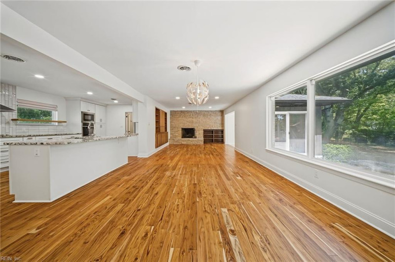 Photo 7 of 48 residential for sale in Norfolk virginia