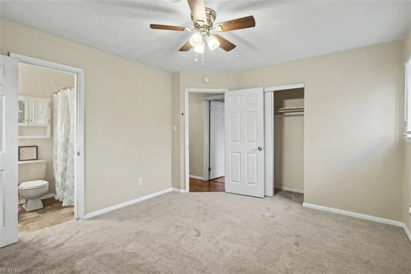 Photo 10 of 23 residential for sale in Virginia Beach virginia