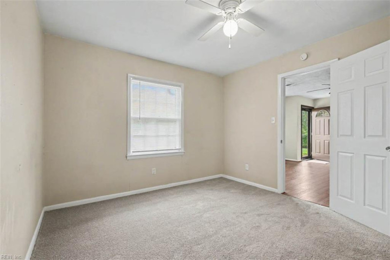 Photo 13 of 23 residential for sale in Virginia Beach virginia