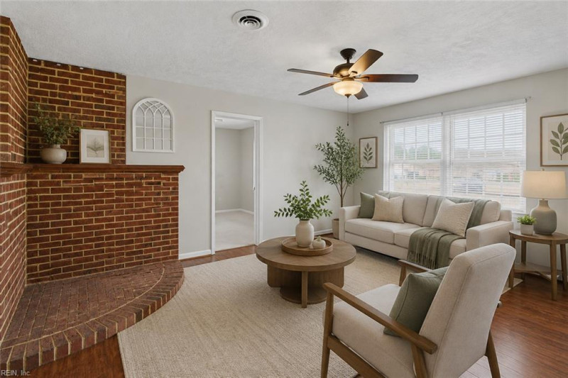Photo 5 of 23 residential for sale in Virginia Beach virginia