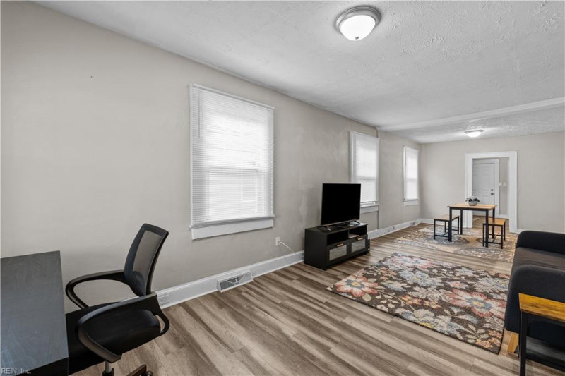 Photo 17 of 19 residential for sale in Norfolk virginia Photo 17 of 19 residential for sale in Norfolk virginia