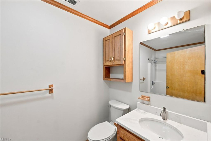 Photo 15 of 50 residential for sale in Elizabeth City virginia