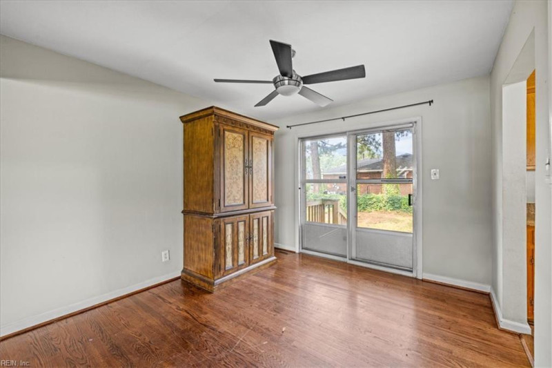 Photo 9 of 41 residential for sale in Chesapeake virginia Photo 9 of 41 residential for sale in Chesapeake virginia