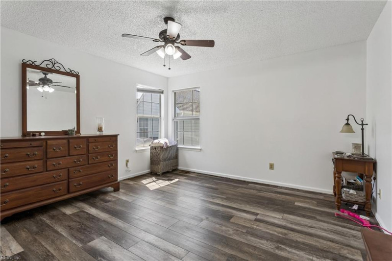 Photo 20 of 28 residential for sale in Newport News virginia