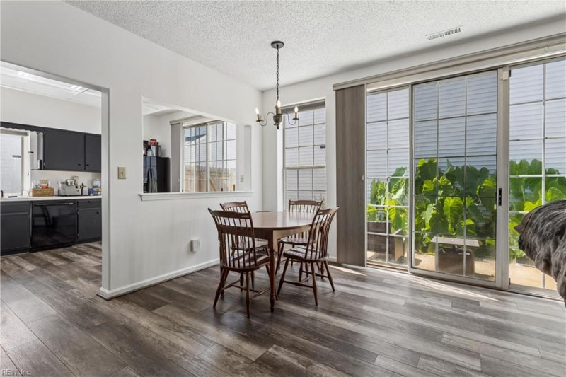 Photo 7 of 28 residential for sale in Newport News virginia