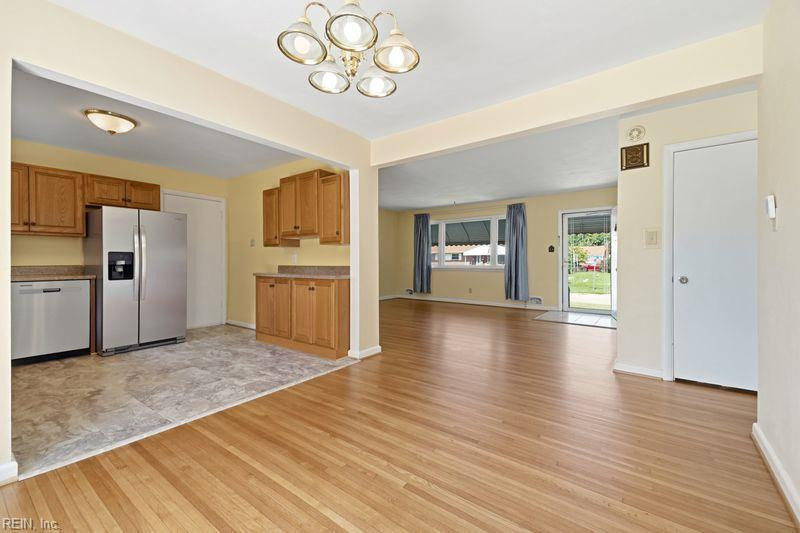 Photo 2 of 27 residential for sale in Norfolk virginia