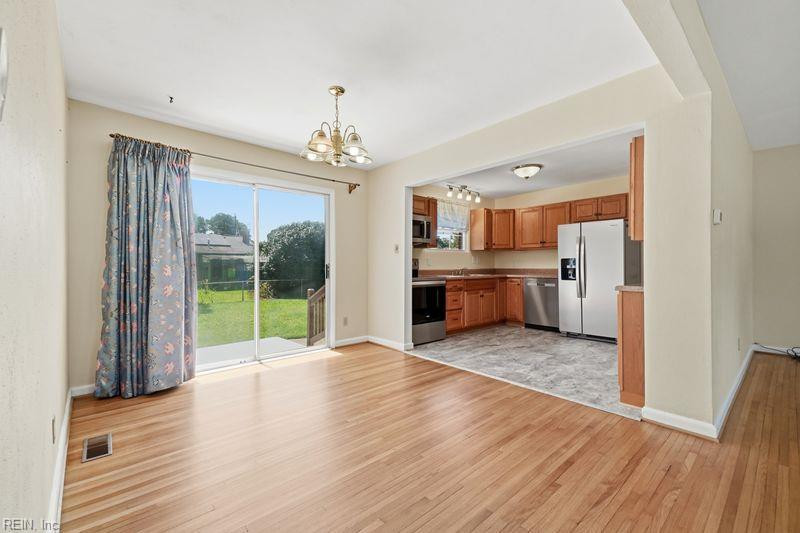 Photo 6 of 27 residential for sale in Norfolk virginia
