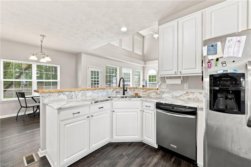Photo 13 of 48 residential for sale in Suffolk virginia Photo 13 of 48 residential for sale in Suffolk virginia