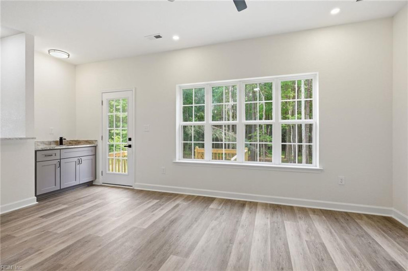 Photo 14 of 42 residential for sale in Southampton County virginia