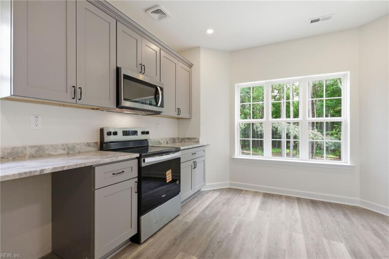 Photo 17 of 42 residential for sale in Southampton County virginia