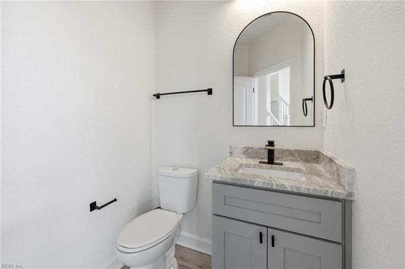Photo 20 of 42 residential for sale in Southampton County virginia