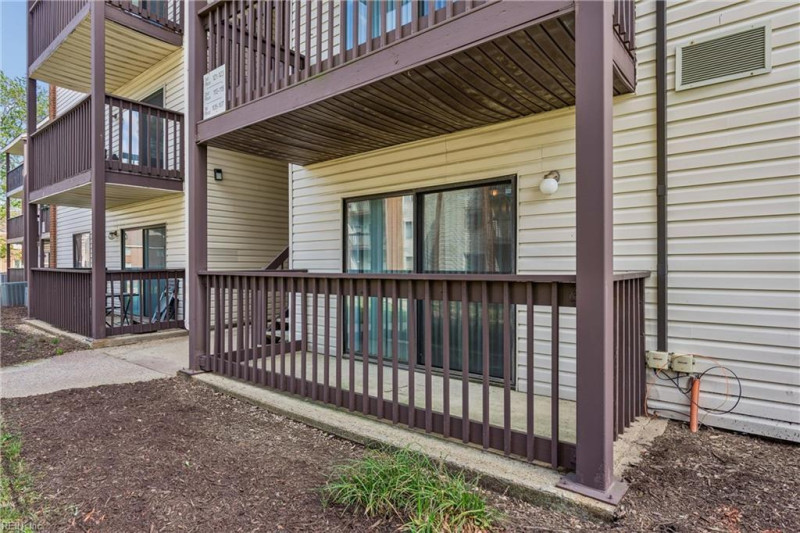 Photo 2 of 31 residential for sale in Hampton virginia Photo 2 of 31 residential for sale in Hampton virginia