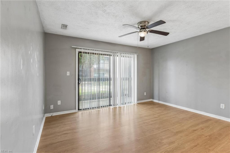 Photo 7 of 31 residential for sale in Hampton virginia Photo 7 of 31 residential for sale in Hampton virginia