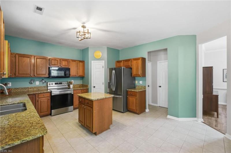 Photo 14 of 47 residential for sale in Newport News virginia Photo 14 of 47 residential for sale in Newport News virginia
