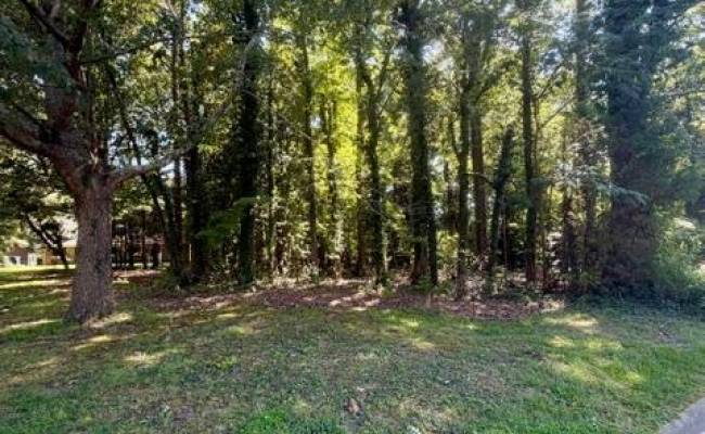 38 Salt Pond Road, Hampton, VA 23664