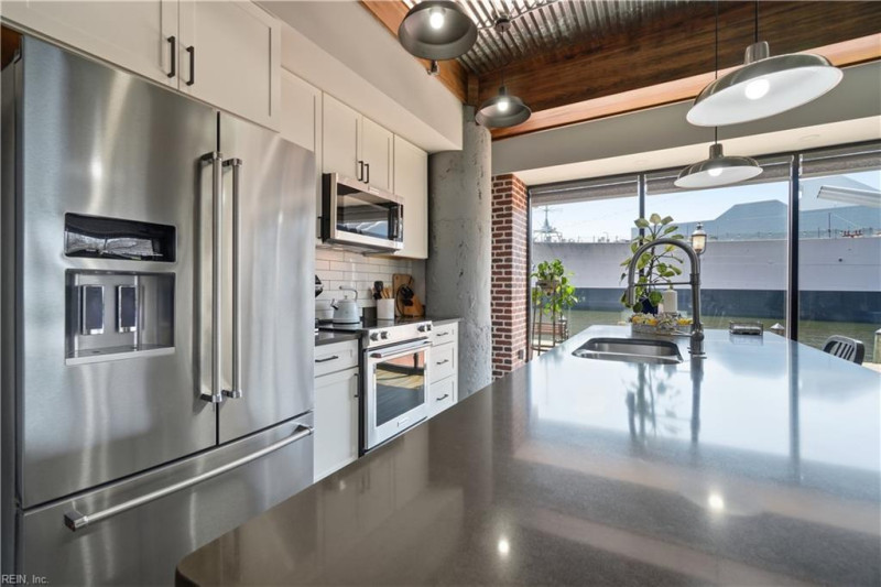 Photo 13 of 35 residential for sale in Norfolk virginia