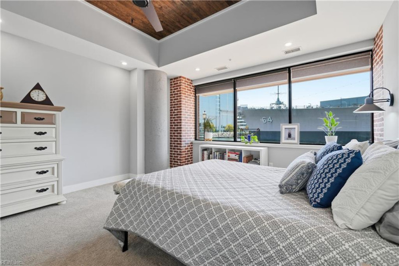 Photo 18 of 35 residential for sale in Norfolk virginia