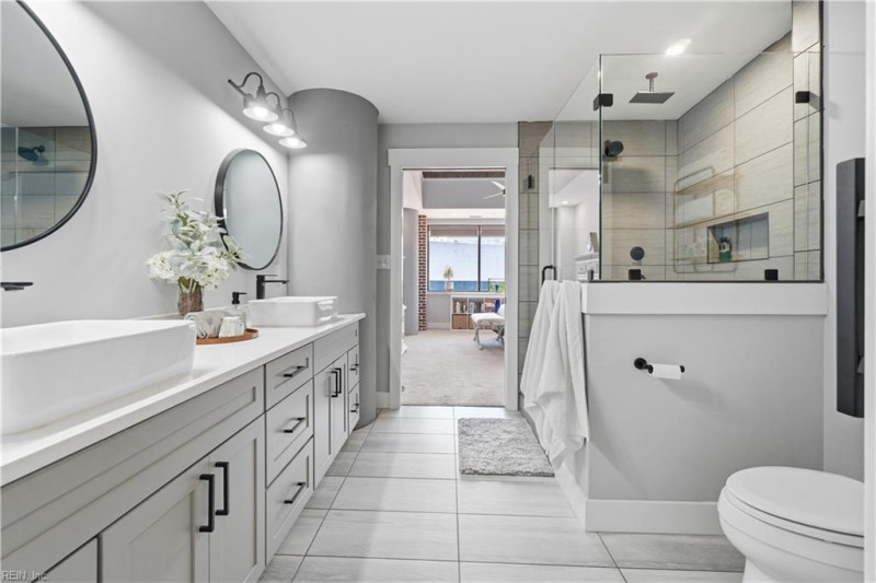 Photo 20 of 35 residential for sale in Norfolk virginia