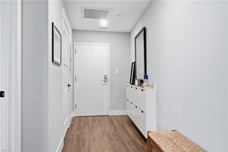 Photo 3 of 35 residential for sale in Norfolk virginia