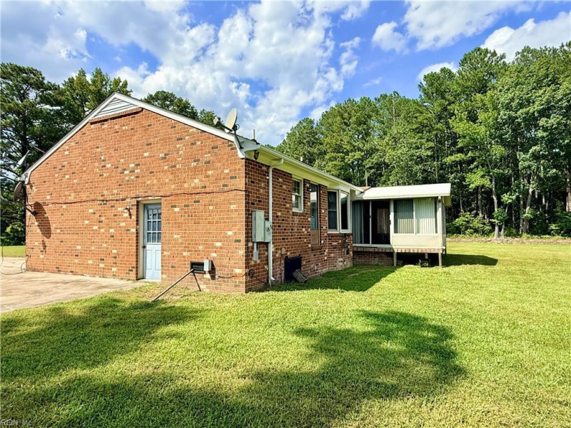 Photo 3 of 17 residential for sale in Southampton County virginia Photo 3 of 17 residential for sale in Southampton County virginia