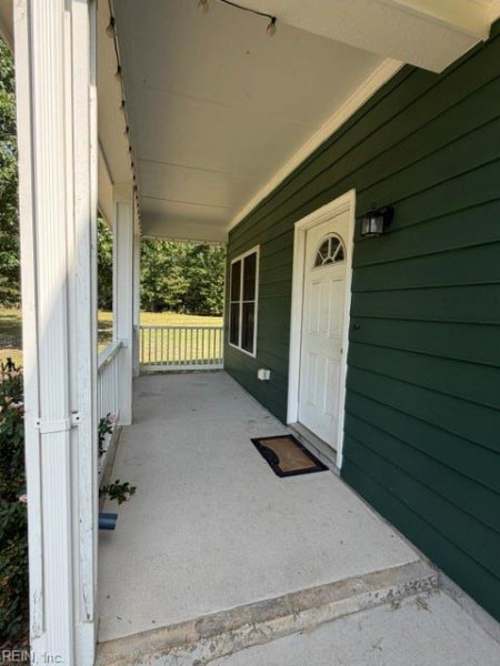 Photo 10 of 49 residential for sale in Isle of Wight County virginia
