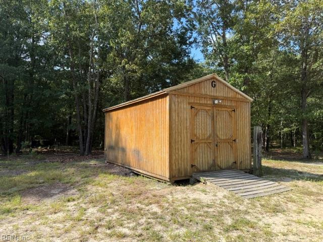 Photo 33 of 49 residential for sale in Isle of Wight County virginia