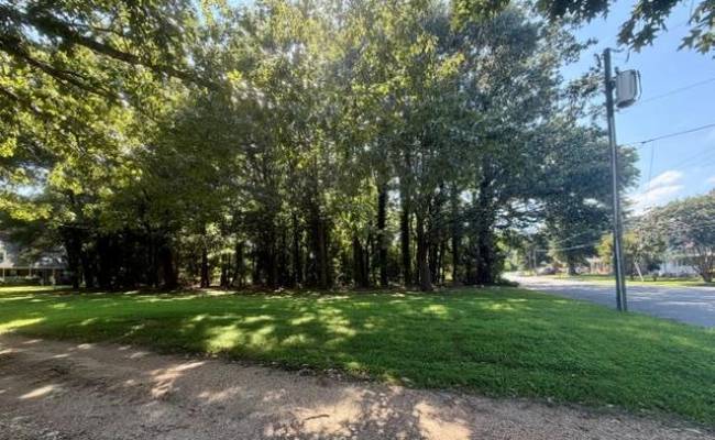 40 Salt Pond Road, Hampton, VA 23664