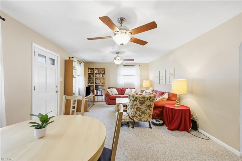 Photo 16 of 38 residential for sale in Virginia Beach virginia