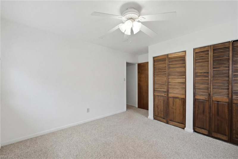 Photo 25 of 38 residential for sale in Virginia Beach virginia