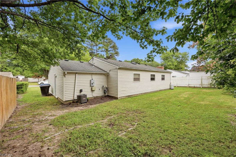 Photo 31 of 38 residential for sale in Virginia Beach virginia