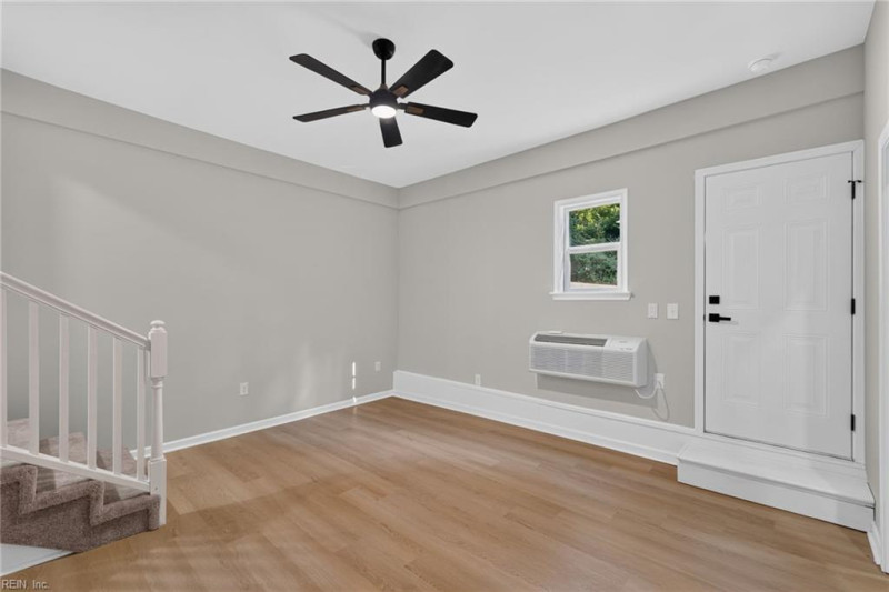Photo 17 of 36 residential for sale in Suffolk virginia