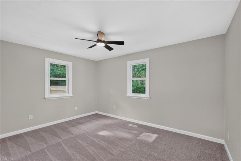 Photo 20 of 36 residential for sale in Suffolk virginia