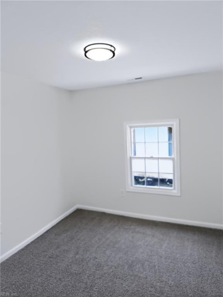 Photo 16 of 34 residential for sale in Suffolk virginia