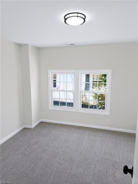 Photo 25 of 34 residential for sale in Suffolk virginia