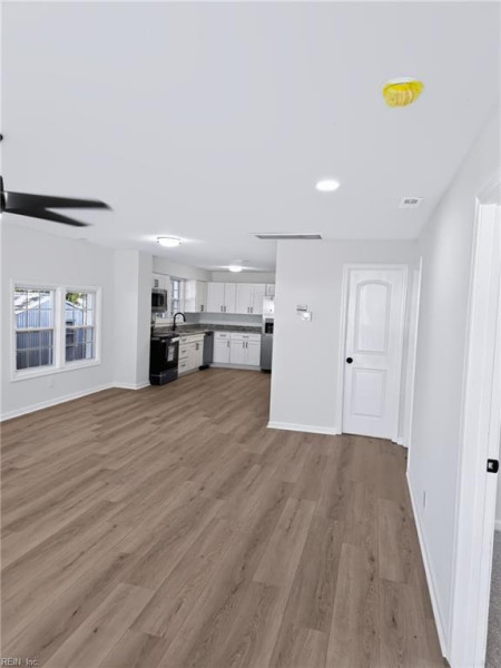 Photo 29 of 34 residential for sale in Suffolk virginia