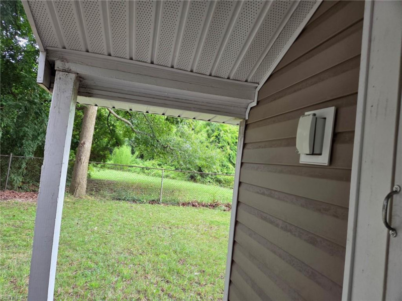 Photo 4 of 9 residential for sale in Hampton virginia