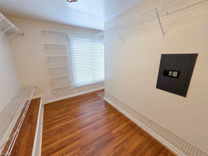 Photo 19 of 38 residential for sale in Virginia Beach virginia