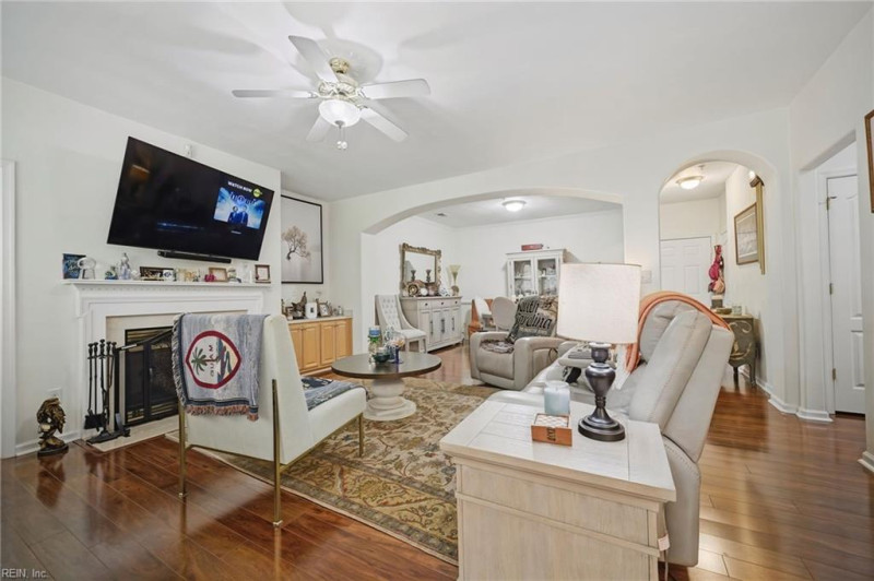 Photo 19 of 32 residential for sale in Virginia Beach virginia