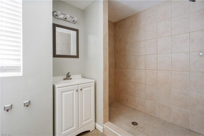 Photo 16 of 35 residential for sale in Norfolk virginia Photo 16 of 35 residential for sale in Norfolk virginia